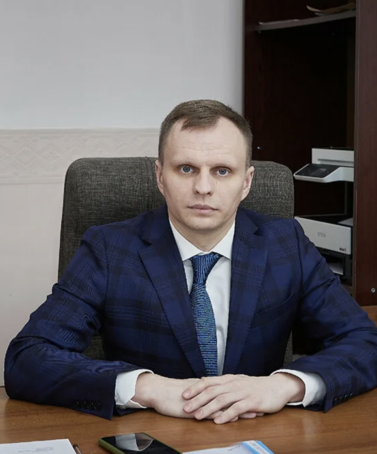 Толстой  Олег  Анатольевич